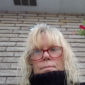 Meet your Posher, Julie